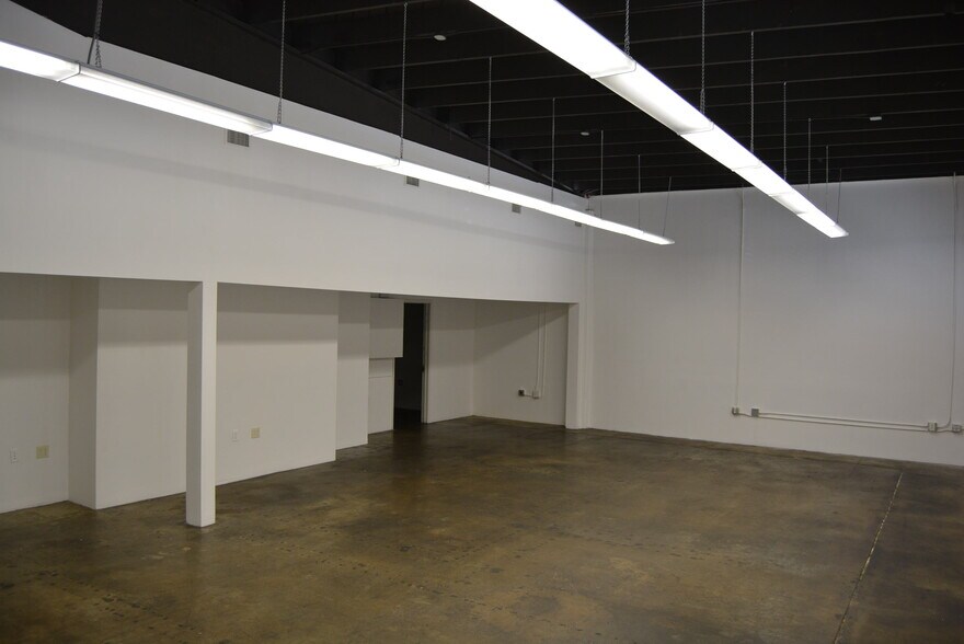 9469 Jefferson Blvd, Culver City, CA for lease - Interior Photo - Image 2 of 21