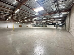 12882 Pierce St, Pacoima, CA for lease Building Photo- Image 2 of 6