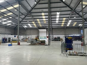 18 Barrs Fold Rd, Bolton for lease Interior Photo- Image 1 of 1