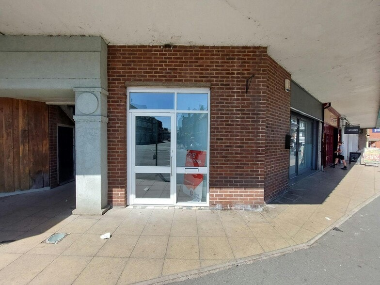 21A Canute Pl, Knutsford for lease - Building Photo - Image 3 of 30