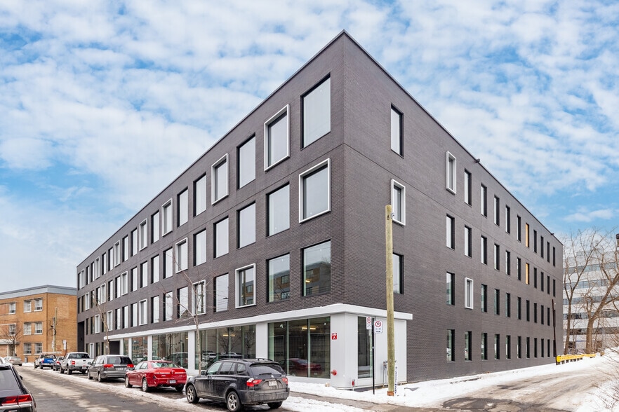 7180 Rue Marconi, Montréal, QC à louer - Photo du bâtiment - Image 3 de 4