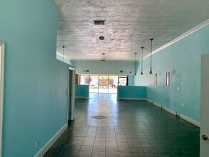 3311-3317 W Burbank Blvd, Burbank, CA for lease Interior Photo- Image 1 of 4