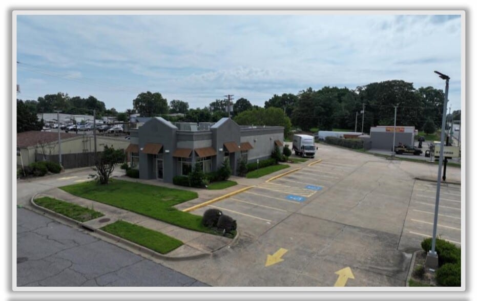 901 E Broadway St, North Little Rock, AR for sale - Building Photo - Image 3 of 4