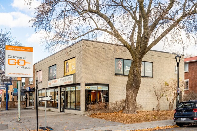 More details for 3100-3108 St Beaubien E, Montréal, QC - Retail for Sale