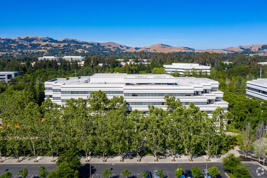 12667 Alcosta Blvd, San Ramon, CA à louer - Photo du bâtiment - Image 2 de 4