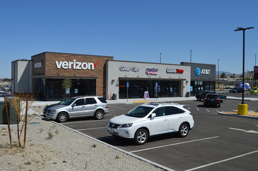 411 Montara Rd, Barstow, CA for lease - Primary Photo - Image 1 of 4