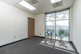 3631 Grapevine St, Jurupa Valley, CA for lease Interior Photo- Image 2 of 9