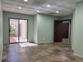 6137 E Grant Rd, Tucson, AZ for lease Interior Photo- Image 2 of 3