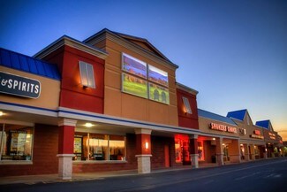 Plus de détails pour 39 Eastern Blvd, Canandaigua, NY - Commerce de détail à louer