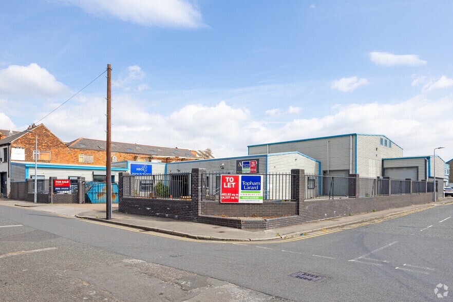 10-14 Ropery St, Hull à louer - Photo du bâtiment - Image 2 de 2