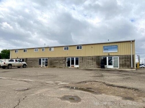 Plus de détails pour 5008 47 Av, Lloydminster, SK - Bureau à louer