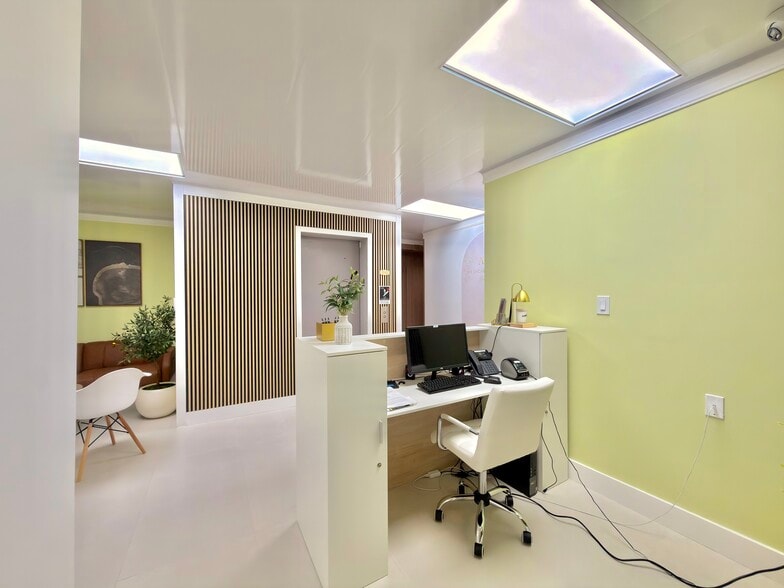 9245 SW 158th Ln, Palmetto Bay, FL for lease - Building Photo - Image 2 of 8