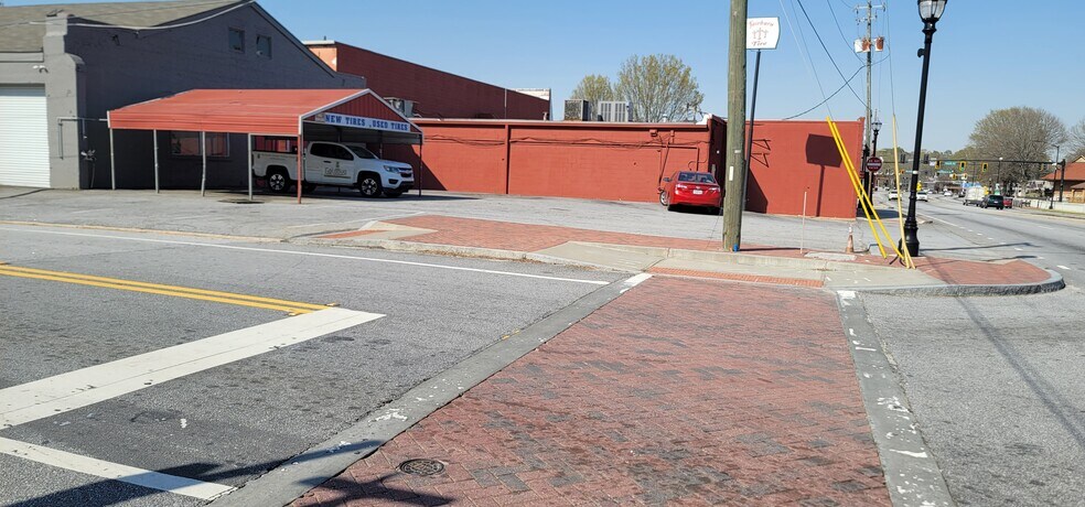 85 W Broad St, Fairburn, GA à vendre - Photo du bâtiment - Image 3 de 21