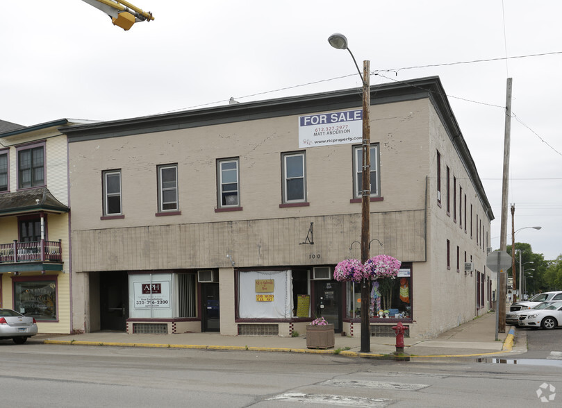 100 S Main St, Braham, MN for sale - Primary Photo - Image 1 of 1