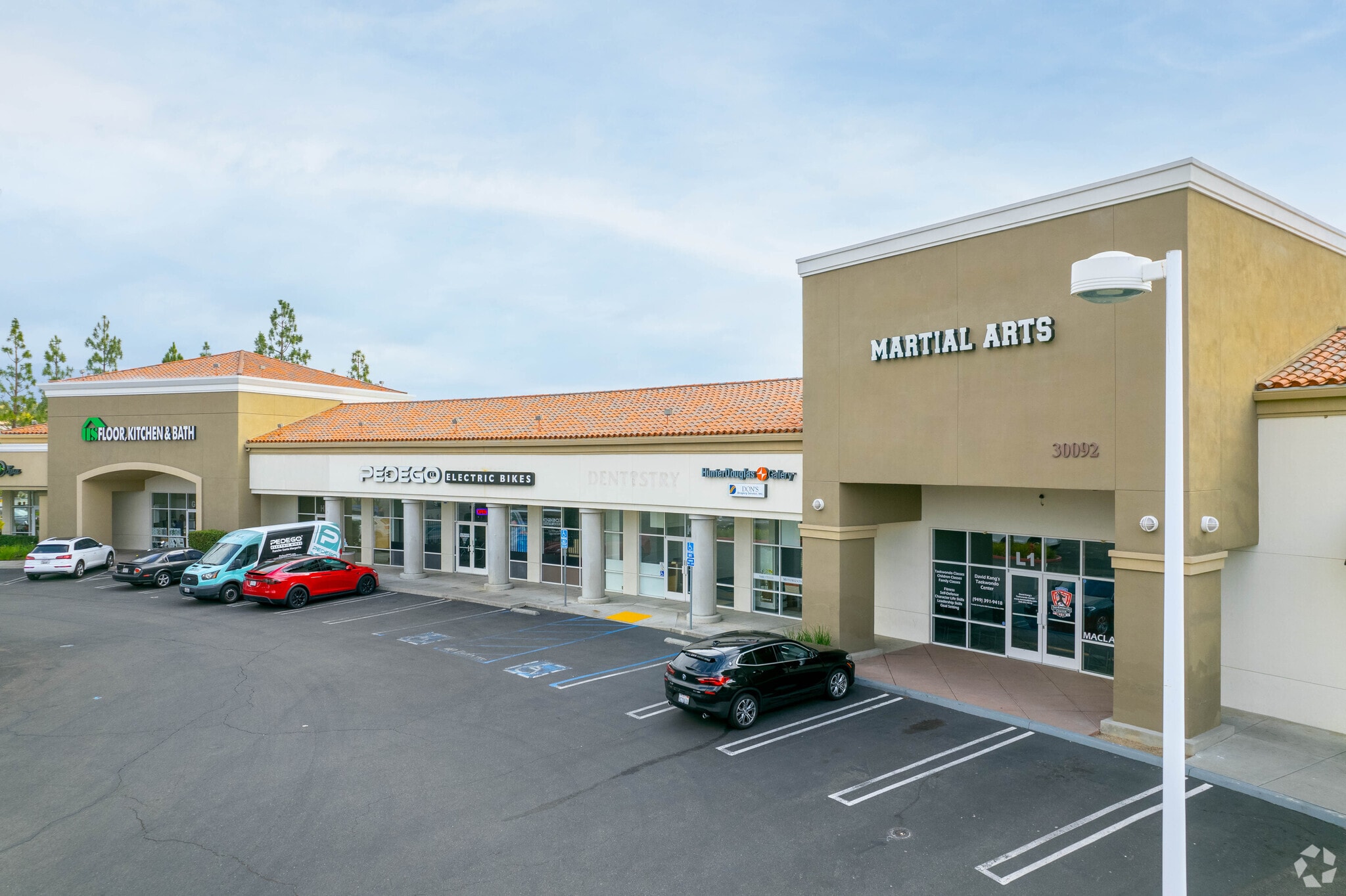 30092 Santa Margarita Pky, Rancho Santa Margarita, CA for lease Primary Photo- Image 1 of 15