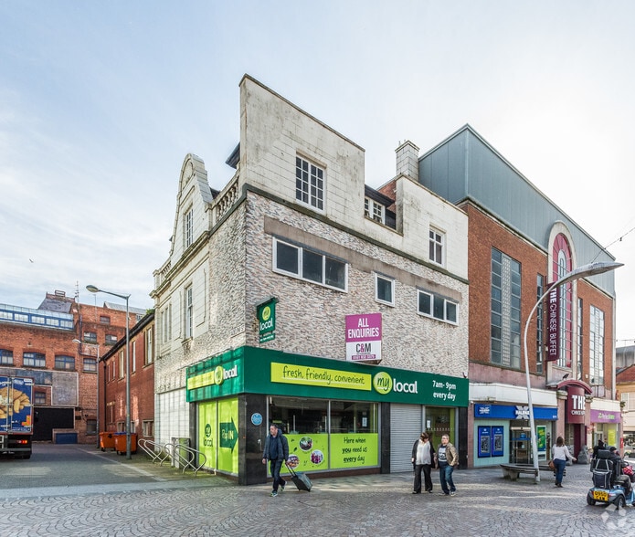 73-75 Church St, Blackpool à vendre - Photo du bâtiment - Image 2 de 7