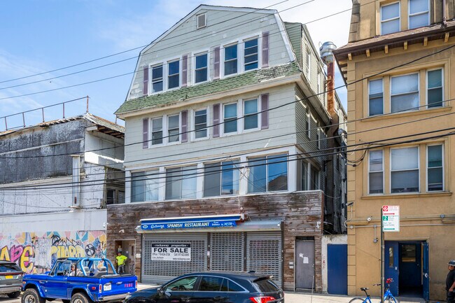 More details for 160 Beach 116th St, Rockaway Park, NY - Retail for Sale