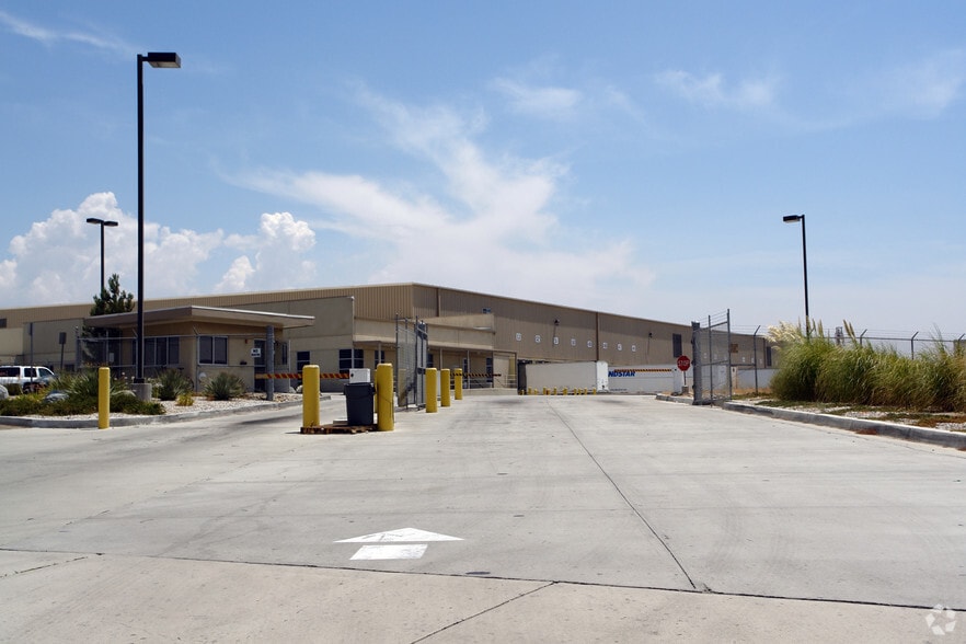 17477 Nisqualli Rd, Victorville, CA for lease - Building Photo - Image 3 of 9
