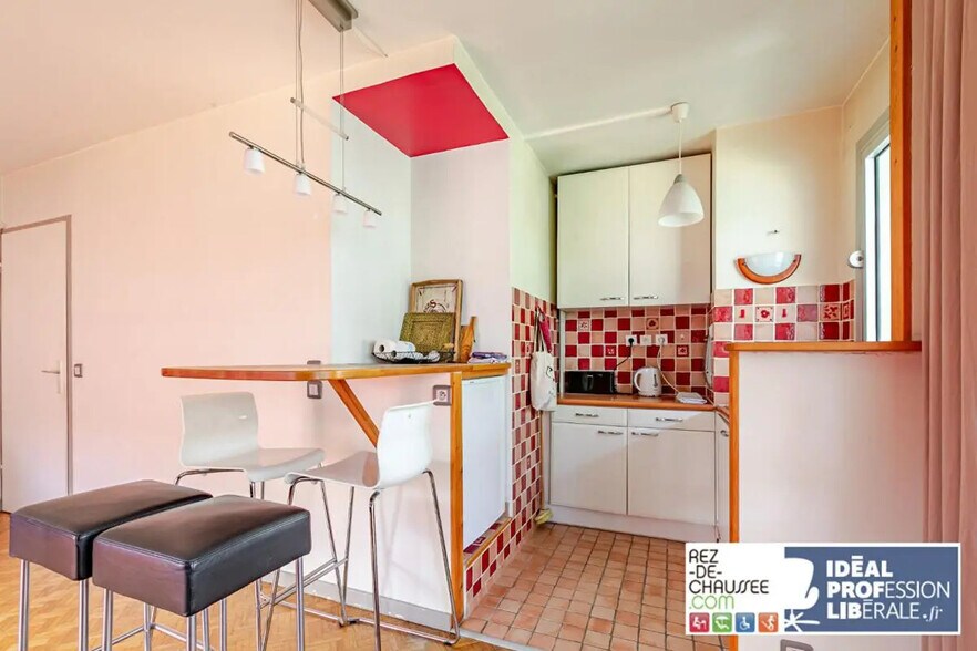 Multifamily in Boulogne-Billancourt for sale - Building Photo - Image 1 of 9