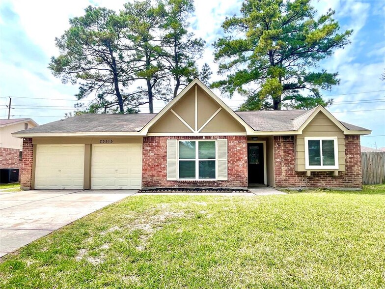 23515 Verngate Dr, Spring, TX for sale - Primary Photo - Image 1 of 2