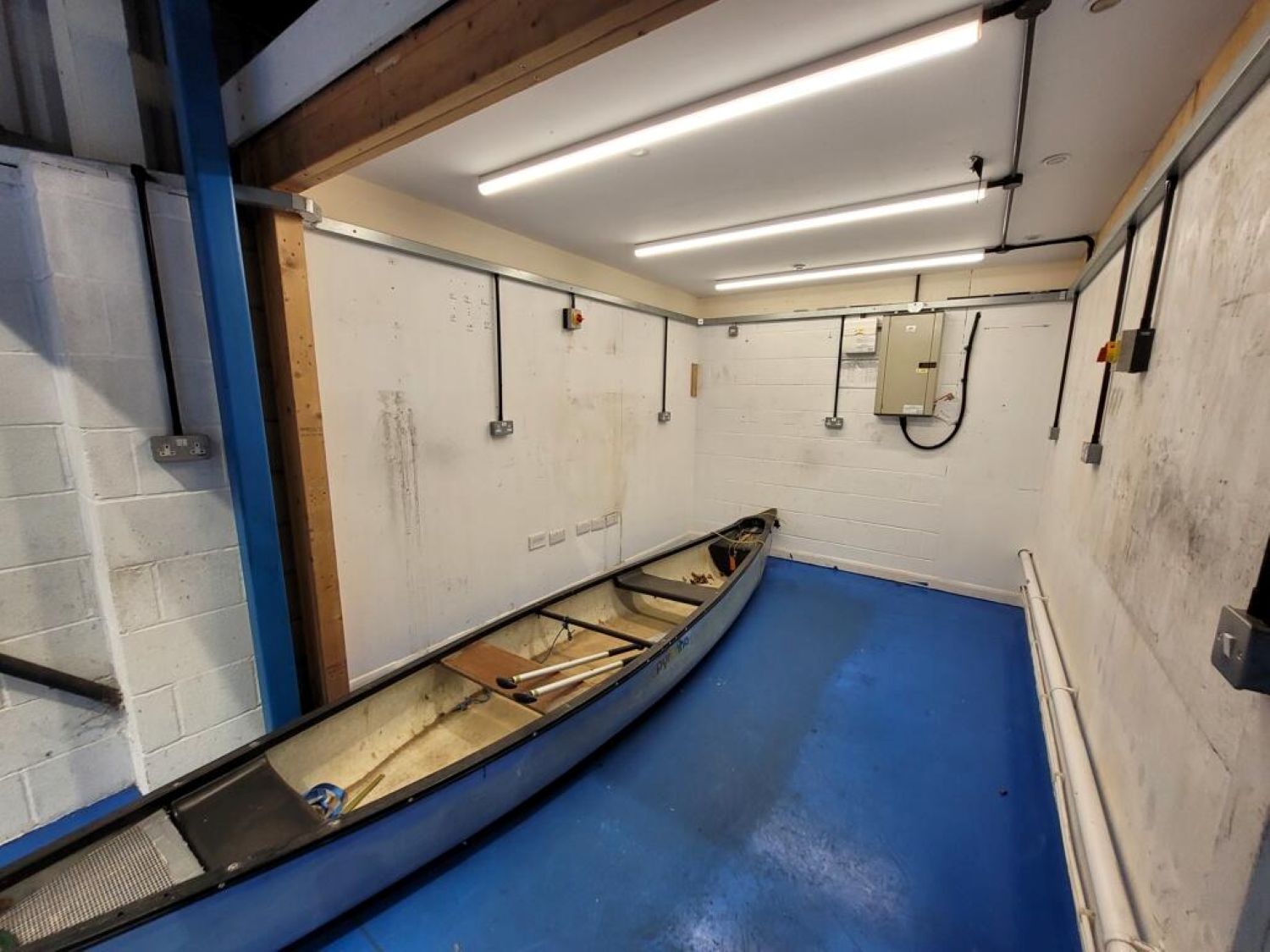 Stirling Way, Cambridge for lease Interior Photo- Image 1 of 4
