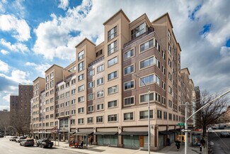 Plus de détails pour 1400 Fifth Ave, New York, NY - Commerce de détail à louer