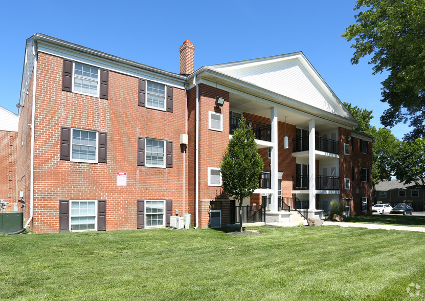 1000 Cedartree Ln, Claymont, DE à vendre - Photo principale - Image 1 de 1