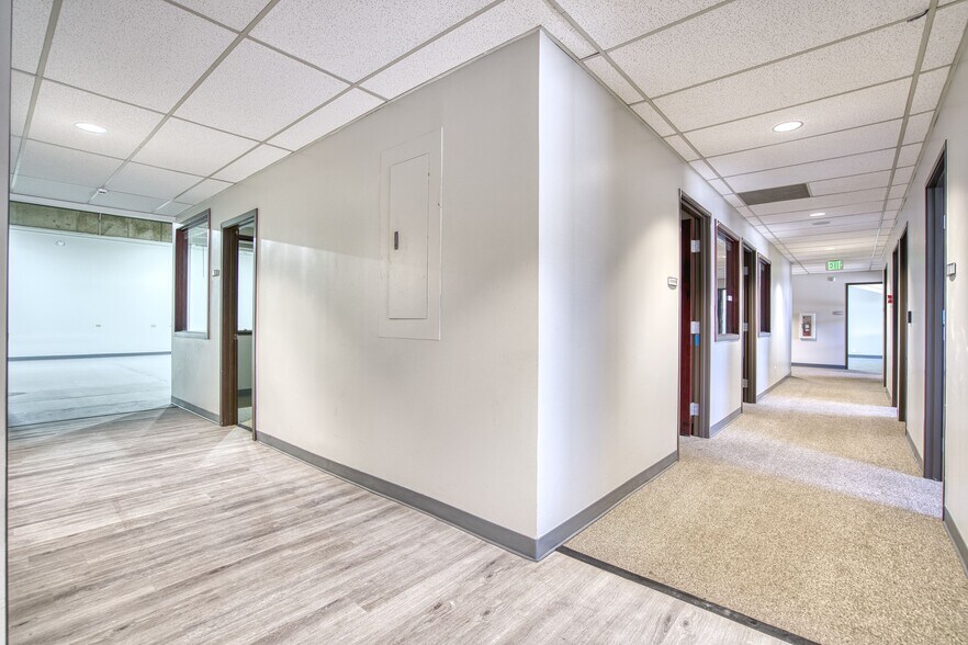 2590 W 2nd Ave, Denver, CO à vendre - Photo intérieure - Image 2 de 13
