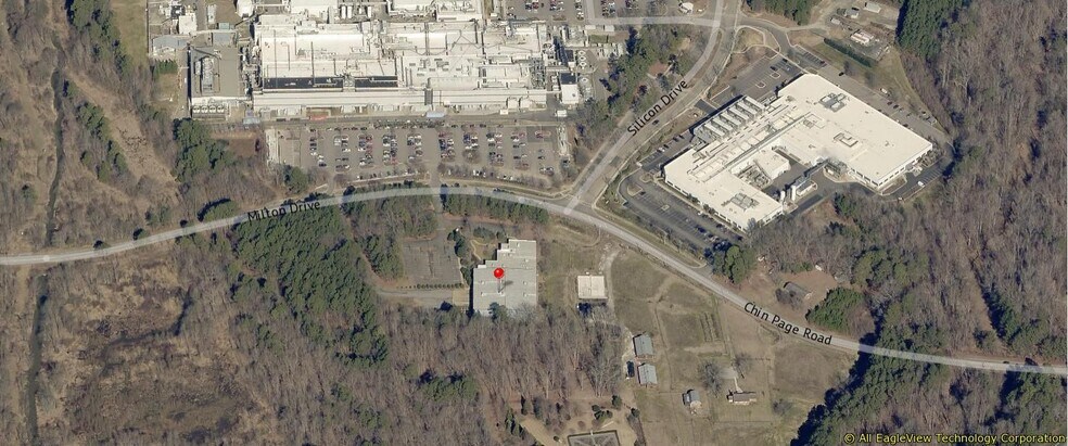 4808 Chin Page Rd, Durham, NC à louer - Photo du bâtiment - Image 2 de 10