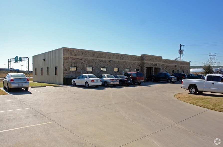 2462 E Long Ave, Fort Worth, TX à louer - Photo principale - Image 1 de 3