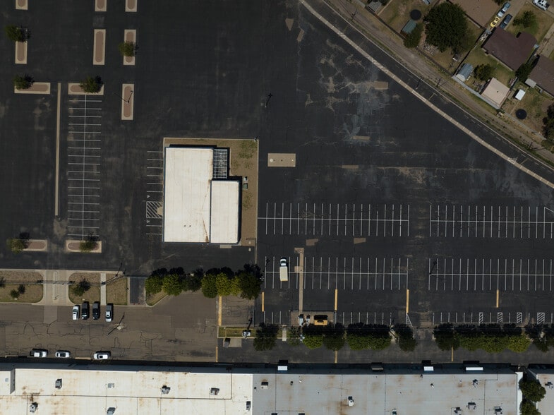 2401 S Osage St, Amarillo, TX for sale - Building Photo - Image 2 of 3