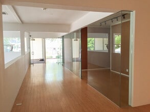 7998 Santa Monica Blvd, West Hollywood, CA for sale Interior Photo- Image 2 of 3