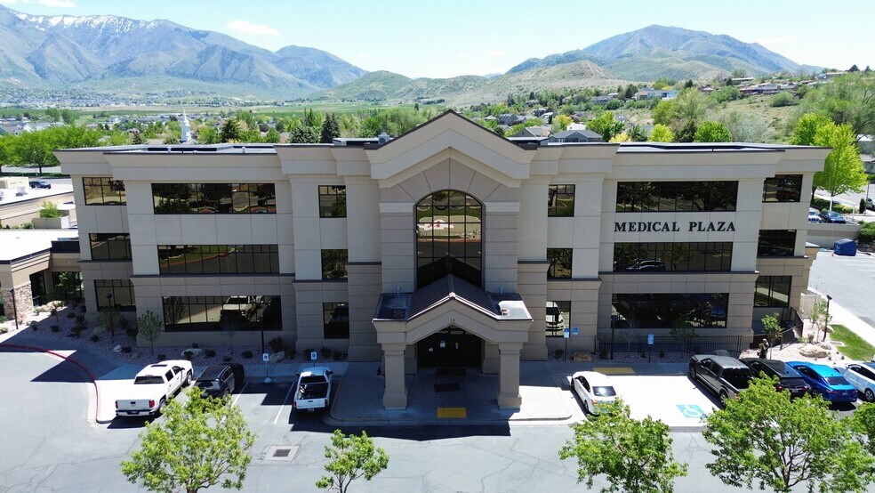 15 S 1000 E, Payson, UT à louer - Photo du bâtiment - Image 1 de 6