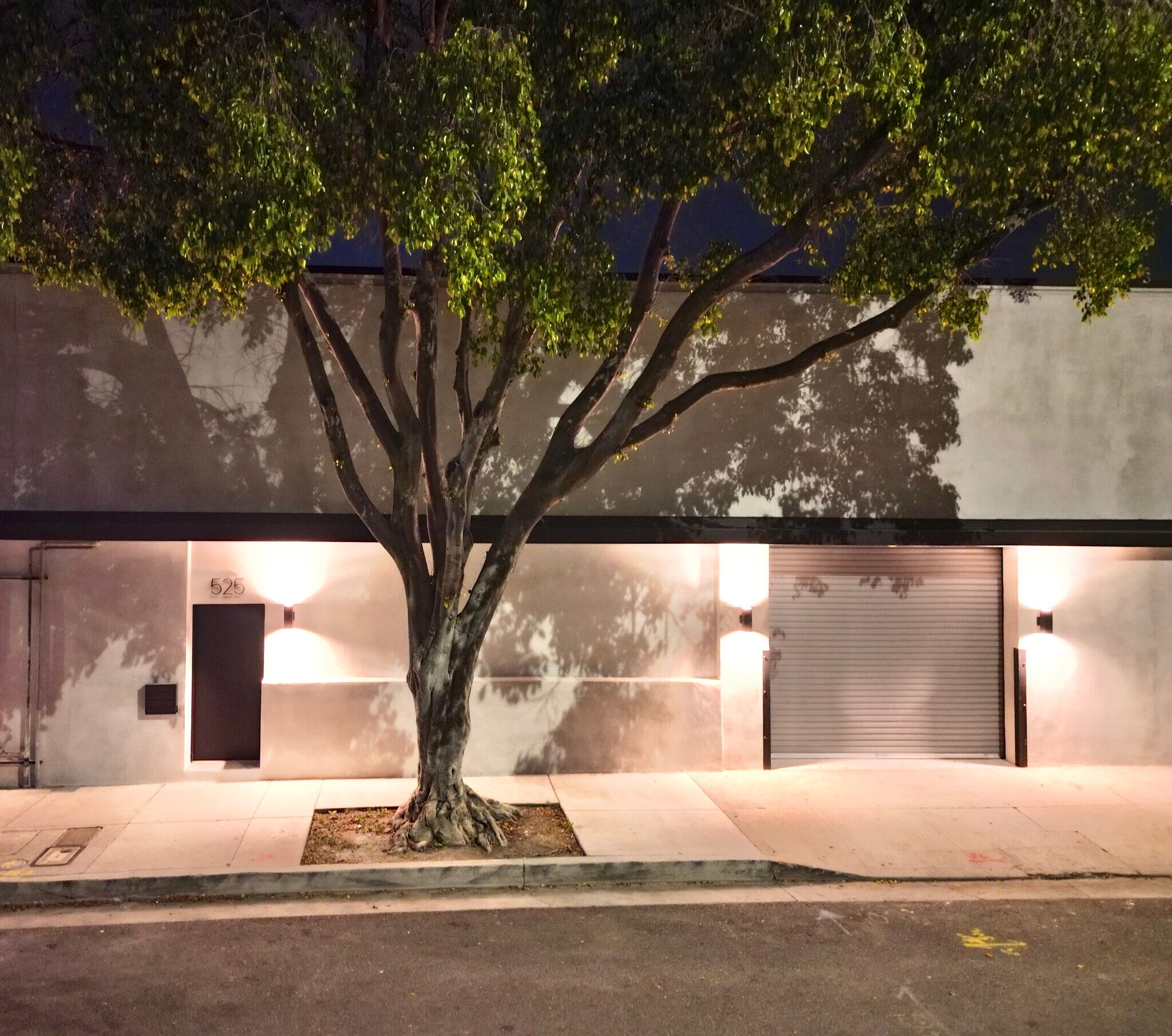 525 W Windsor Rd, Glendale, CA à vendre Photo principale- Image 1 de 12