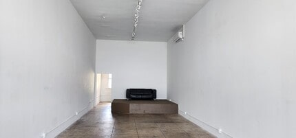 3520 W Washington Blvd, Los Angeles, CA for lease Interior Photo- Image 1 of 4