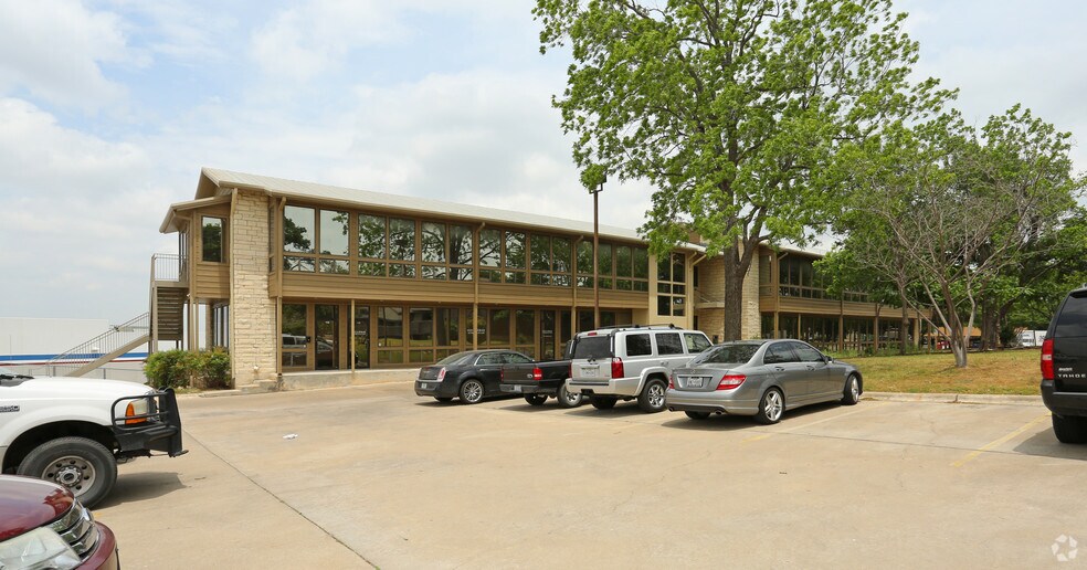 1104 S Mays St, Round Rock, TX à louer - Photo du bâtiment - Image 3 de 4