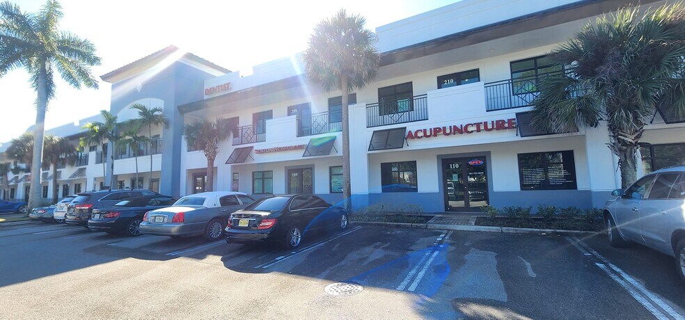 9100 Belvedere Rd, Royal Palm Beach, FL à louer - Photo du bâtiment - Image 2 de 30