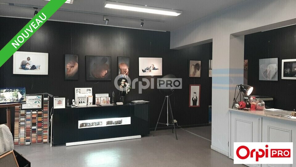 Retail in Portes-lès-Valence for sale - Interior Photo - Image 2 of 8