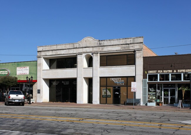Plus de détails pour 117 E Tyler St, Athens, TX - Bureau/Commerce de détail à louer