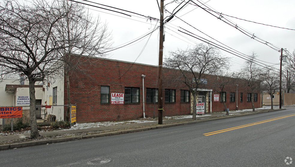 399 Main St, Lodi, NJ à vendre - Photo du bâtiment - Image 1 de 1