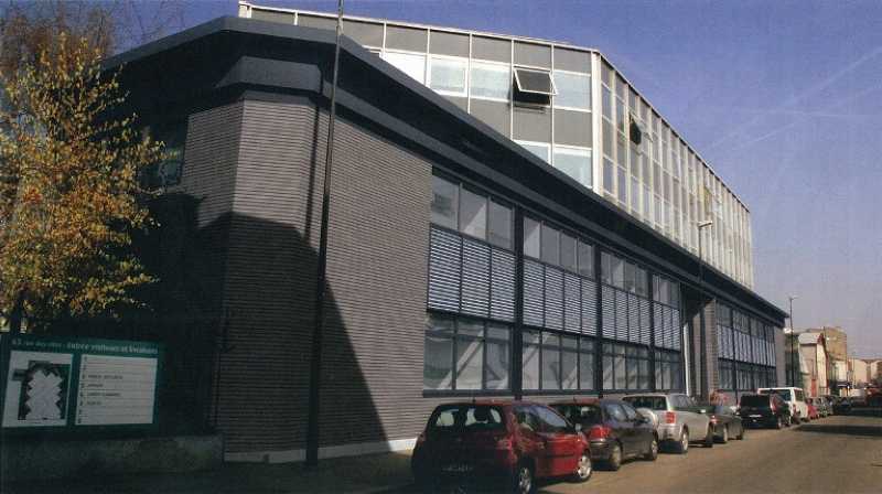 Flex dans Aubervilliers à louer - Photo du bâtiment - Image 1 de 4