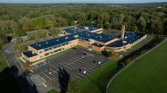 Conneaut Middle School - Services immobiliers commerciaux