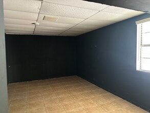 530 N Washington St, Jacksonville, FL for lease Interior Photo- Image 1 of 6