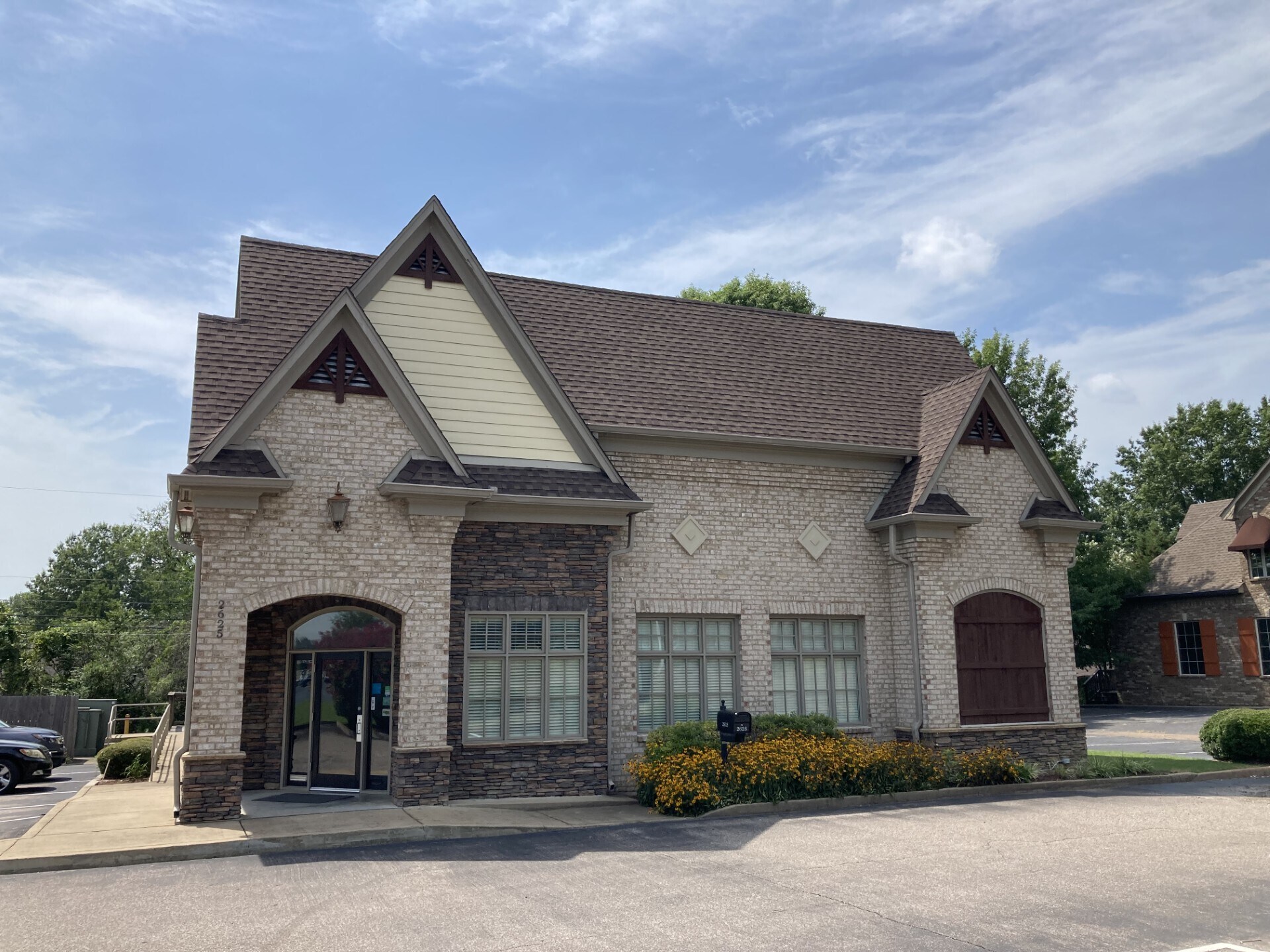 2625 Appling Rd, Memphis, TN for sale Primary Photo- Image 1 of 2