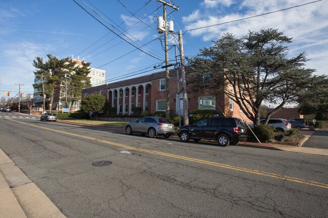 More details for 130-150 Little Falls St, Falls Church, VA - Office/Retail for Lease