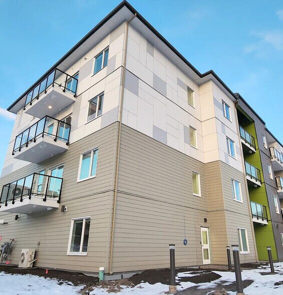 4010 Walters St, Merritt, BC à vendre - Photo du bâtiment - Image 3 de 40