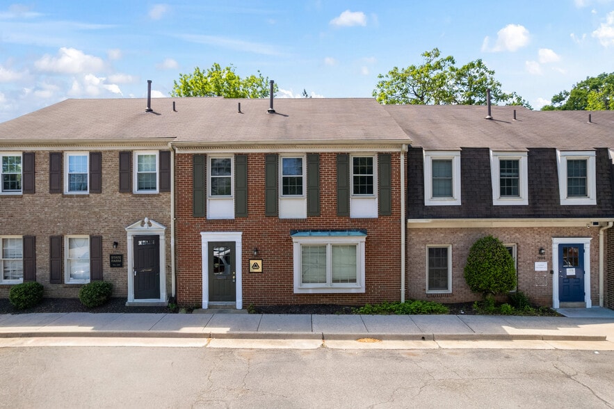 7003 Kilworth Ln, Springfield, VA à vendre - Photo du bâtiment - Image 1 de 6