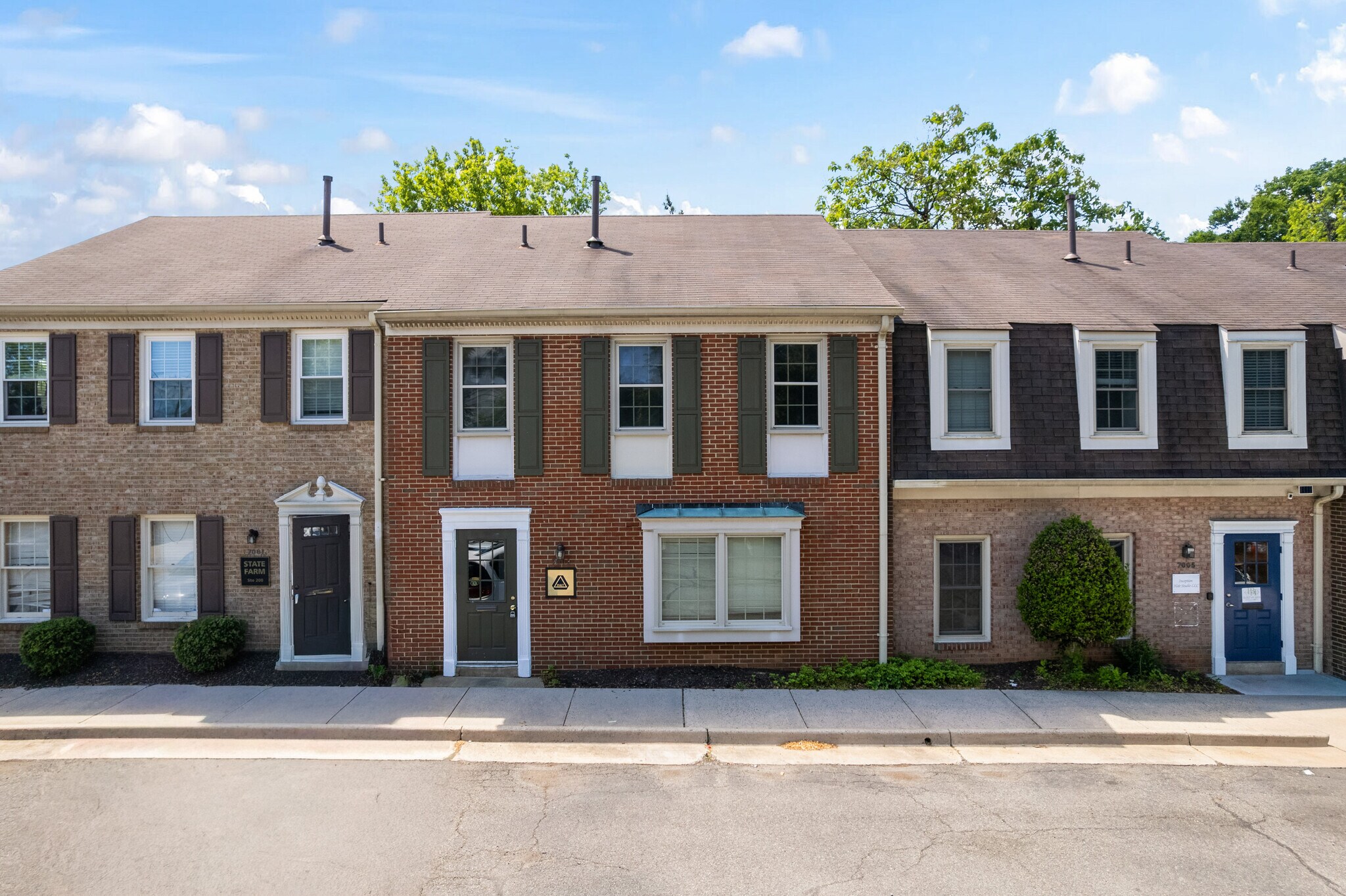 7003 Kilworth Ln, Springfield, VA à vendre Photo du bâtiment- Image 1 de 7