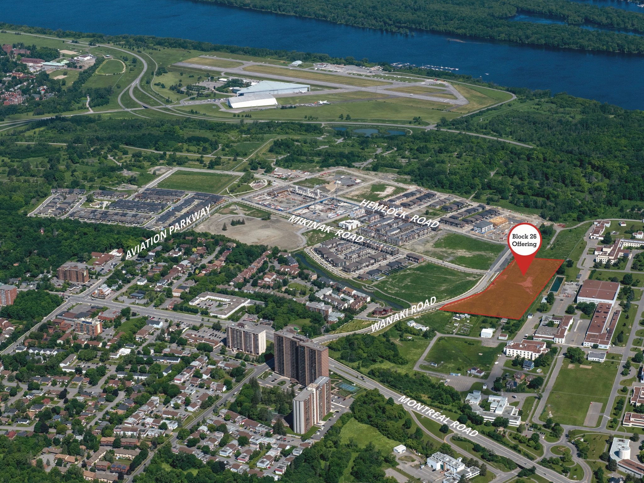 Wateridge Village, Ottawa, ON à vendre Aérien- Image 1 de 5