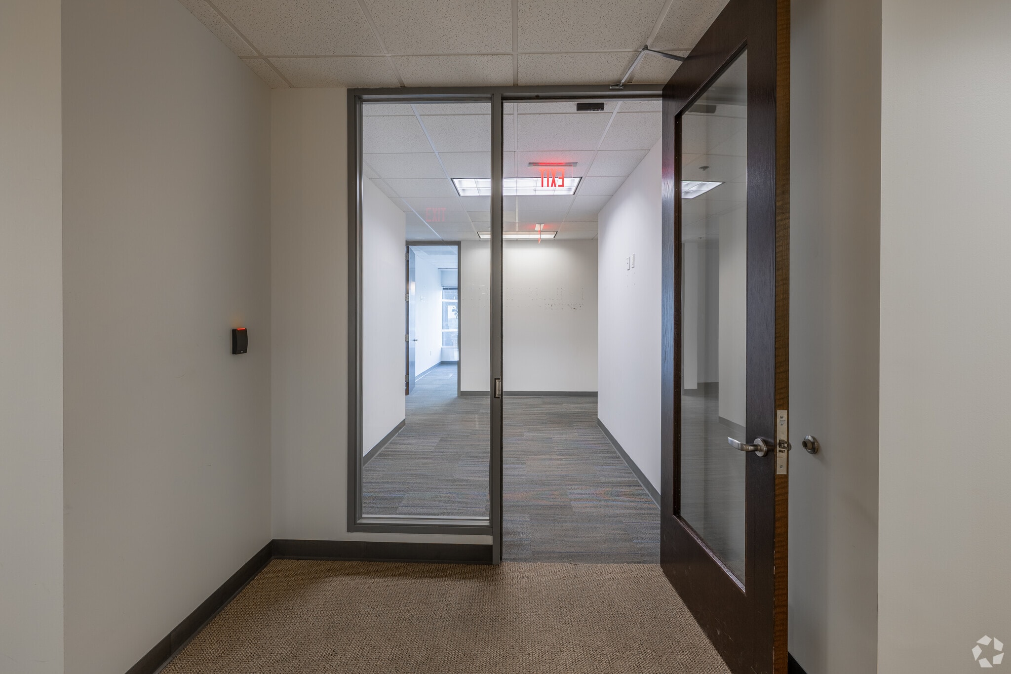 1 W 3rd St, Tulsa, OK for lease Interior Photo- Image 1 of 4